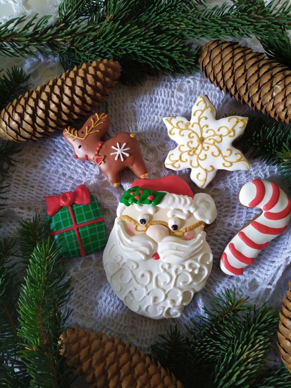 Mikołaj z prezentami